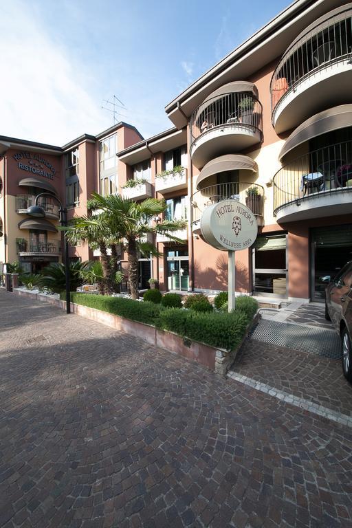 סירמיונה Hotel Aurora מראה חיצוני תמונה